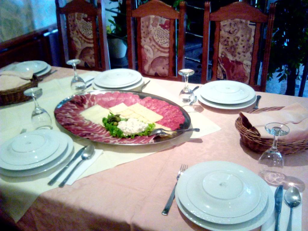 Guest House Sv. Nikola Dugo Selo Екстериор снимка