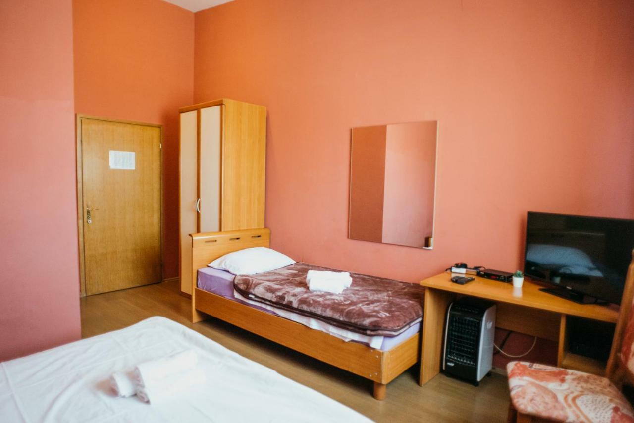 Guest House Sv. Nikola Dugo Selo Екстериор снимка
