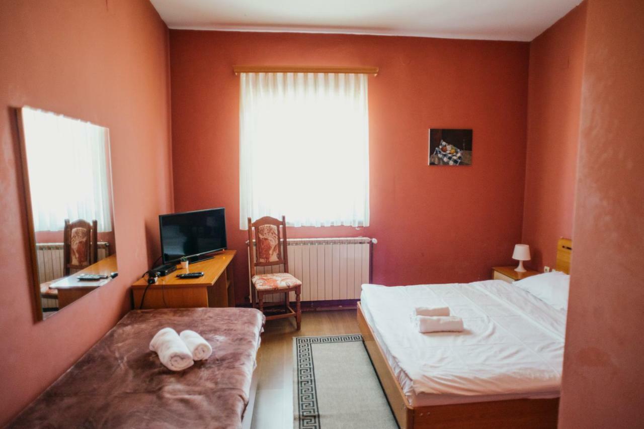 Guest House Sv. Nikola Dugo Selo Екстериор снимка